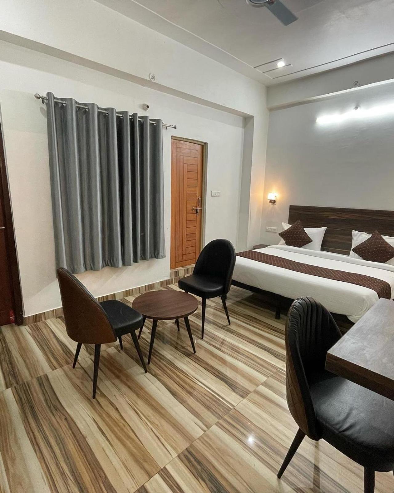 Hotel Sangam View Allāhābād Junction المظهر الخارجي الصورة